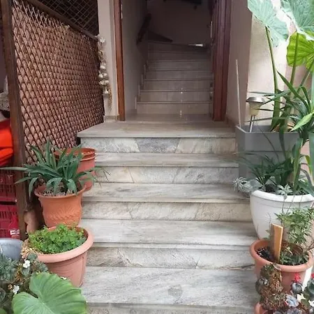 το σπίτι του γιάννη شقة *