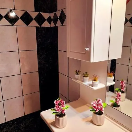 το σπίτι του γιάννη * Pýli